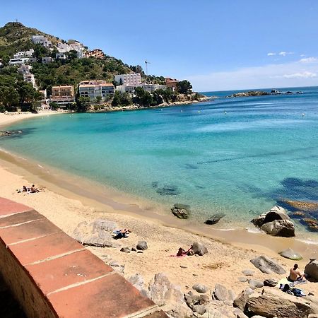 Magnifique Appartement En Front De Mer, Caneylles Roses Kültér fotó