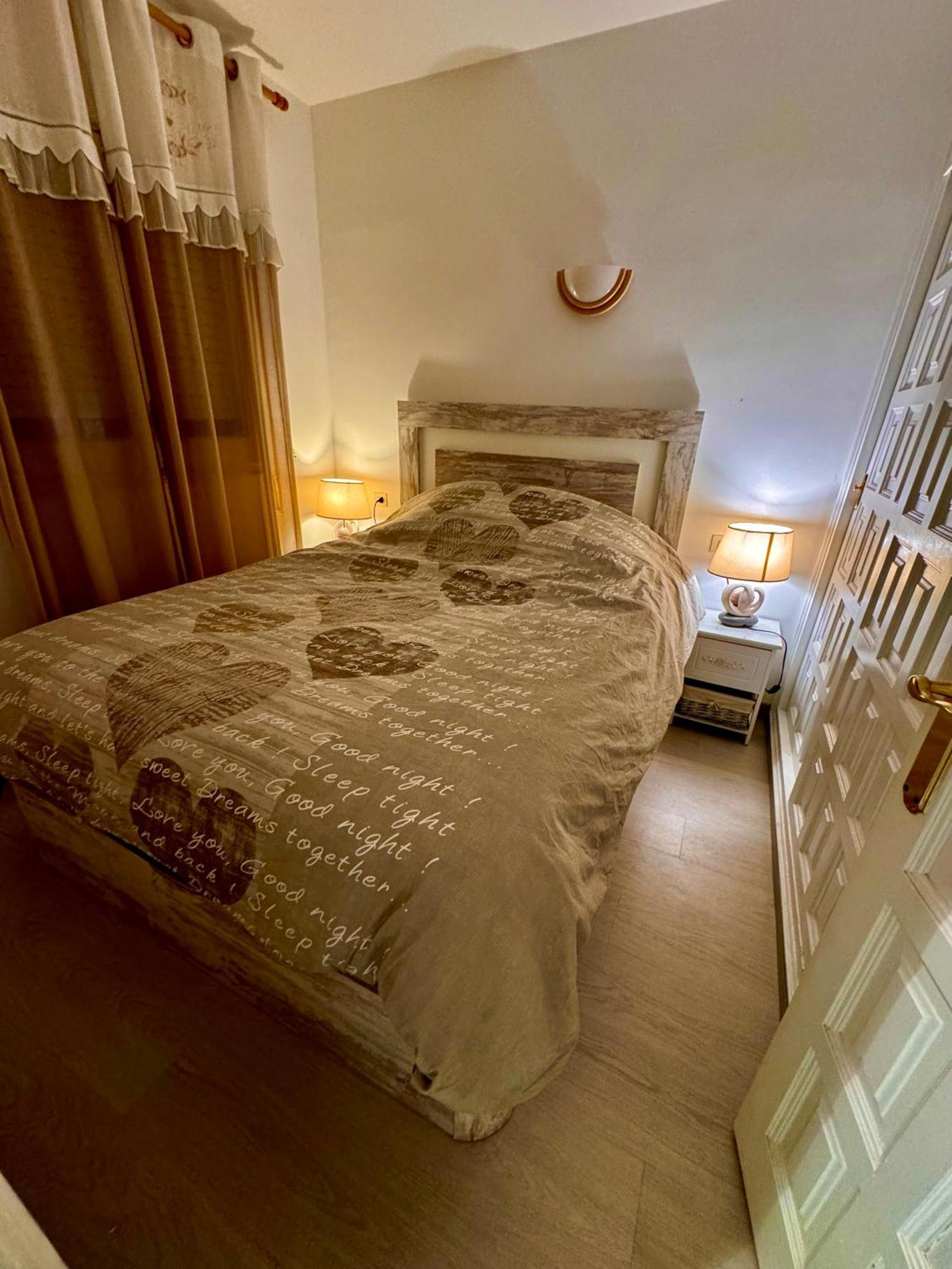 Magnifique Appartement En Front De Mer, Caneylles Roses Kültér fotó