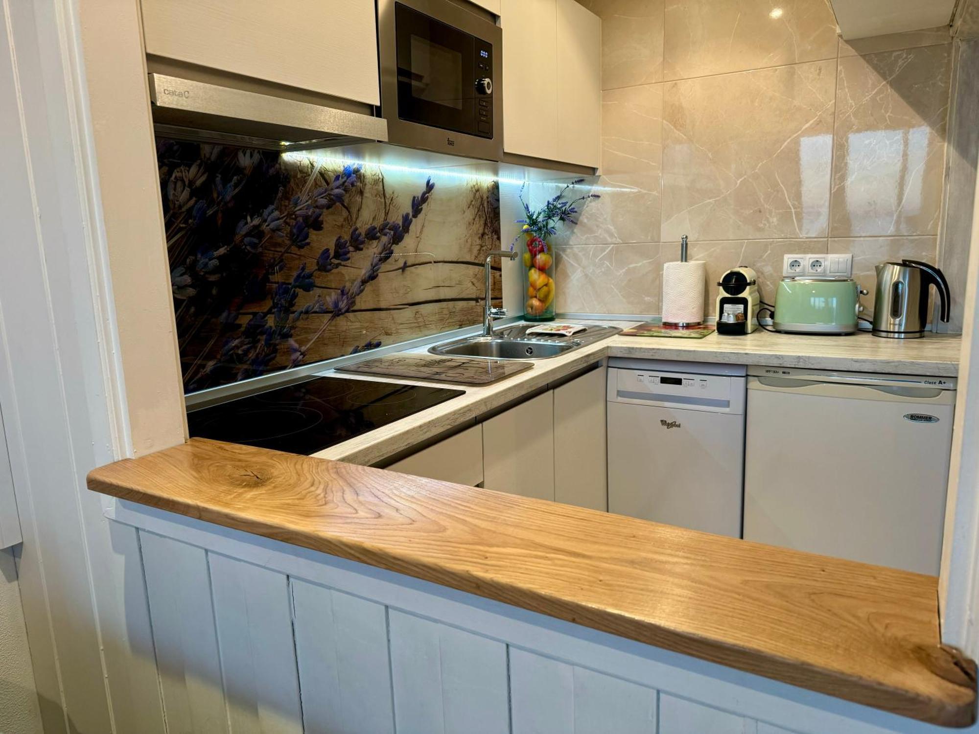 Magnifique Appartement En Front De Mer, Caneylles Roses Kültér fotó