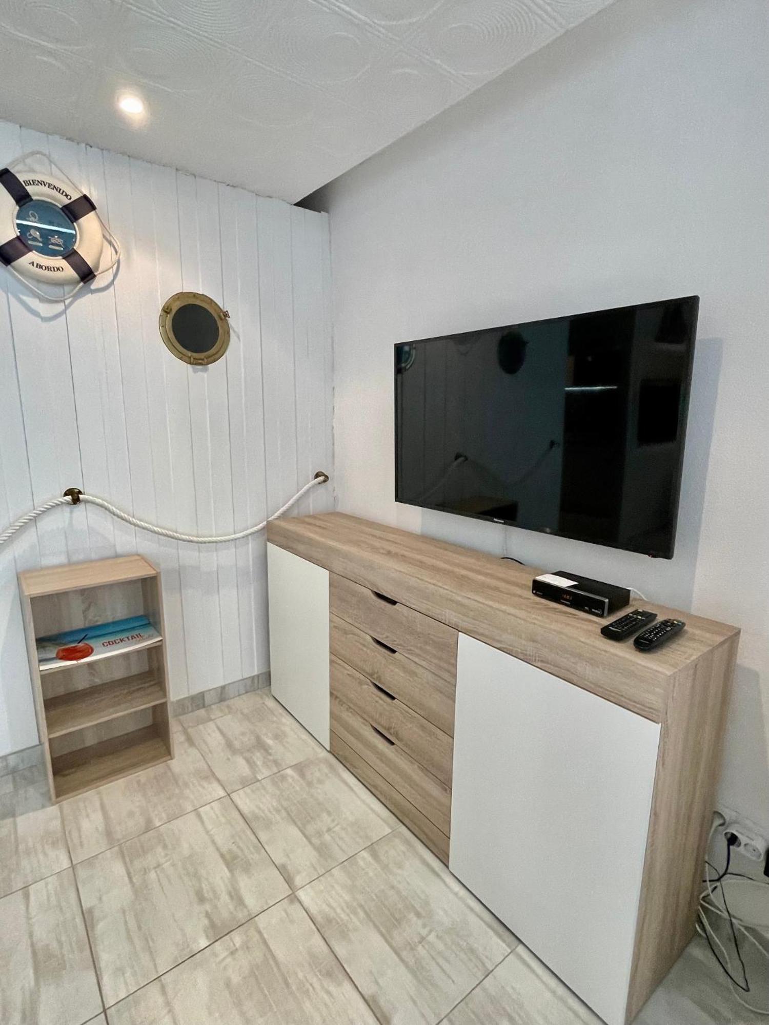 Magnifique Appartement En Front De Mer, Caneylles Roses Kültér fotó